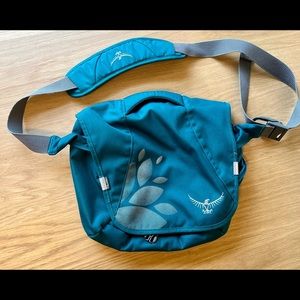 Osprey FlapJill Mini Messenger Bag
